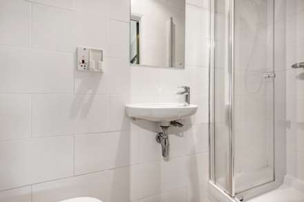 Meadow Road, Earley, Image 8