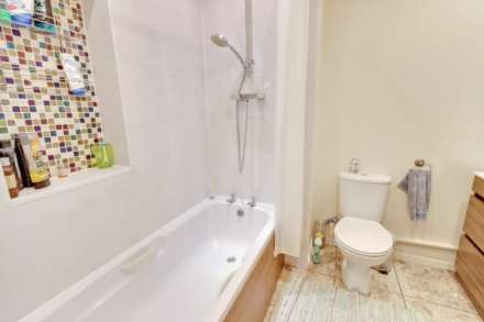 Church Road, Earley, Image 13