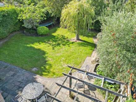 Church Road, Earley, Image 16
