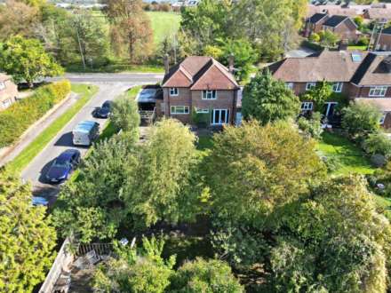 Church Road, Earley, Image 19