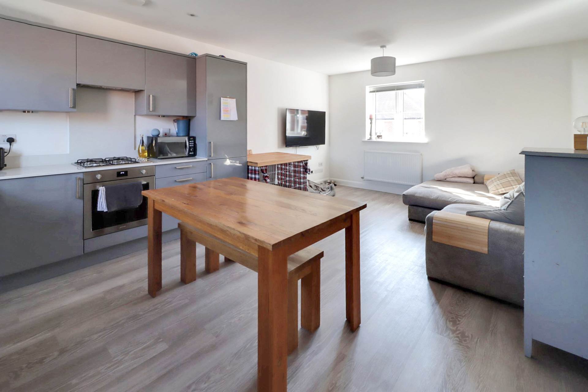 Equestrian Court, Arborfield Green, Image 2