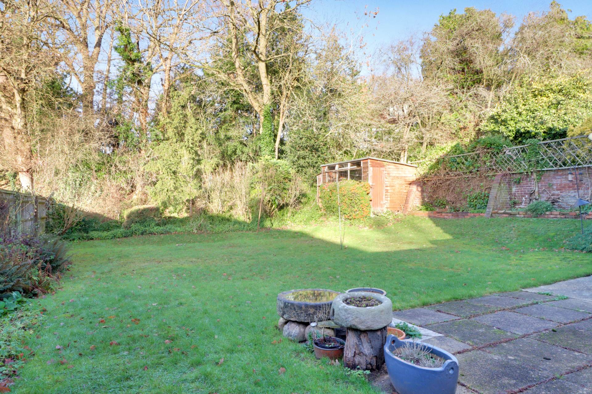 Western Ave, Woodley, Image 3