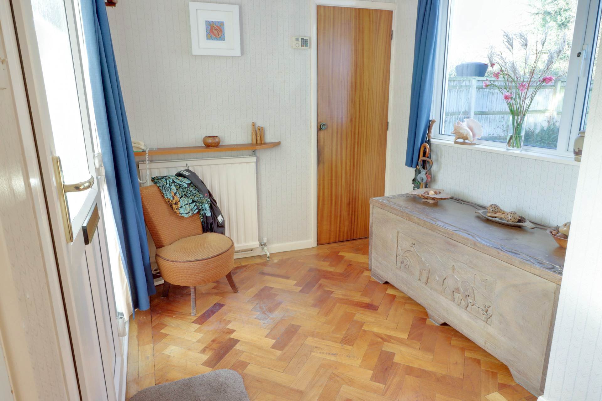 Western Ave, Woodley, Image 7