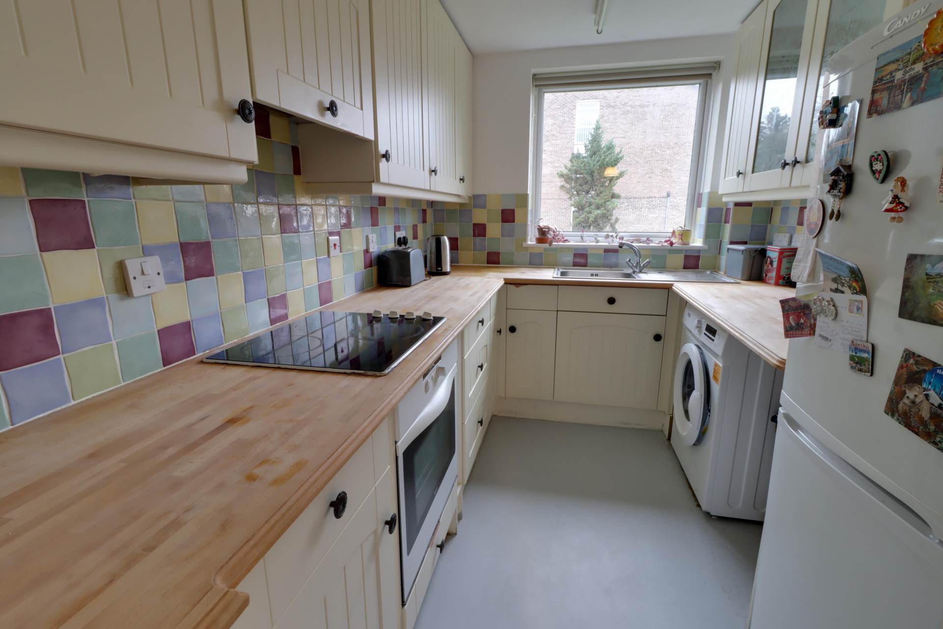 Armadale Court, Reading, Image 3