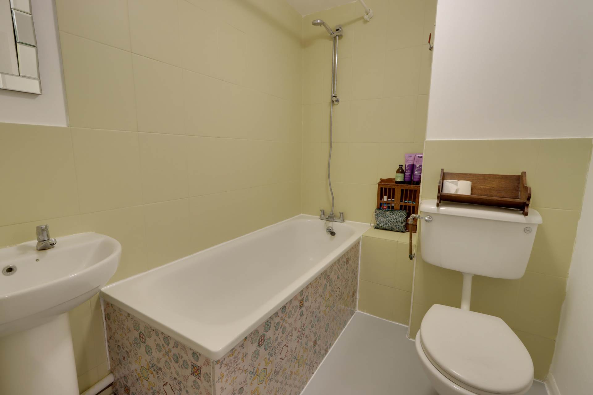 Armadale Court, Reading, Image 8