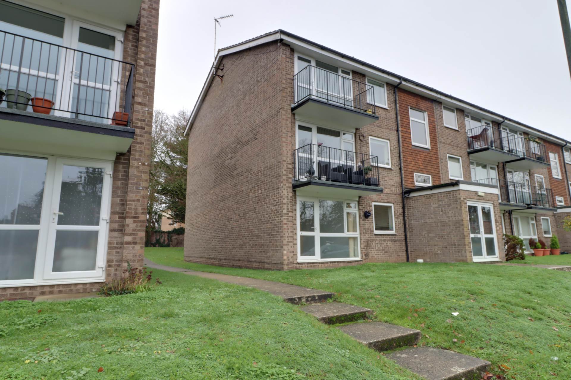 Armadale Court, Reading, Image 9