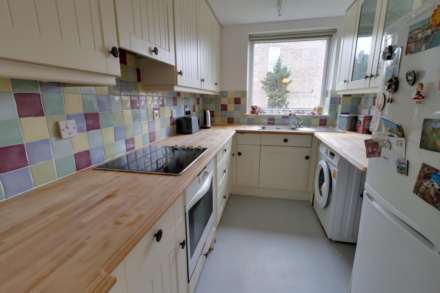 Armadale Court, Reading, Image 3