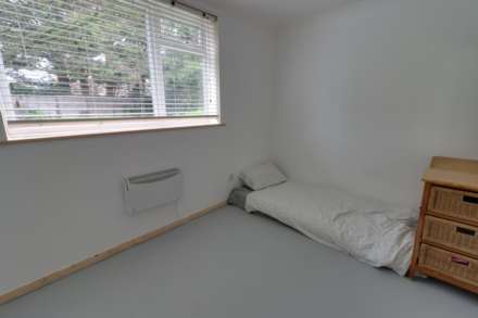 Armadale Court, Reading, Image 7