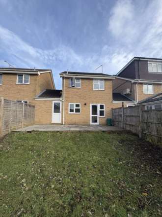 Lutton Close, Reading, Image 11
