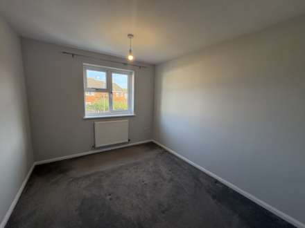Lutton Close, Reading, Image 9