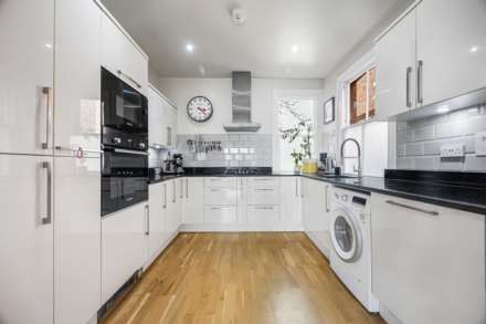 Green Road, Reading, Image 4