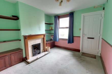 Tuns Hill Cottages, Reading, Image 2