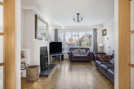 Silverdale Road, Earley, Image 7