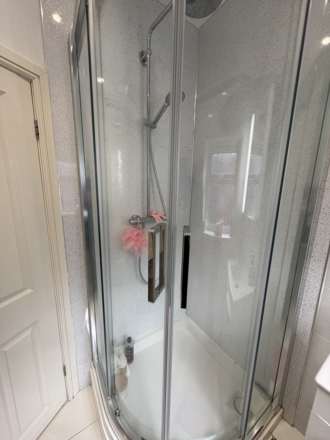 Donnington Road, Reading, Image 4