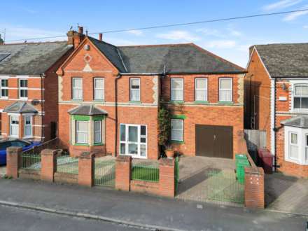 Recreation Road, Tilehurst, Image 1