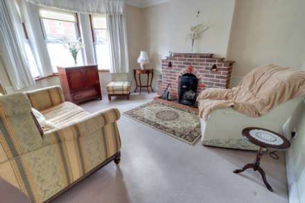 Recreation Road, Tilehurst, Image 3