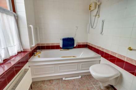 Recreation Road, Tilehurst, Image 9