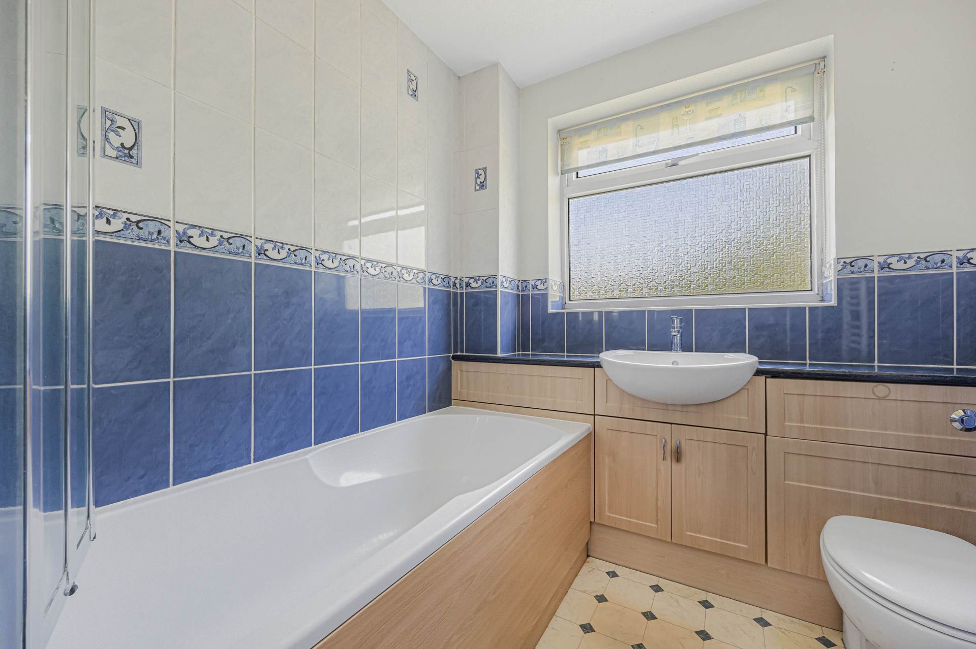 Nash Close, Earley, Image 14