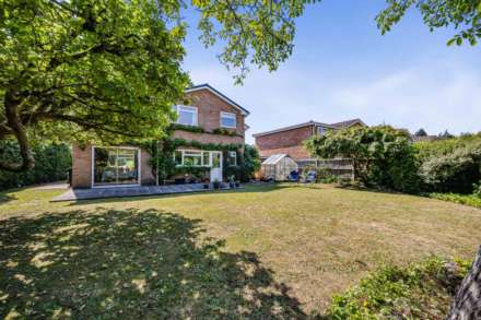 Nash Close, Earley, Image 15