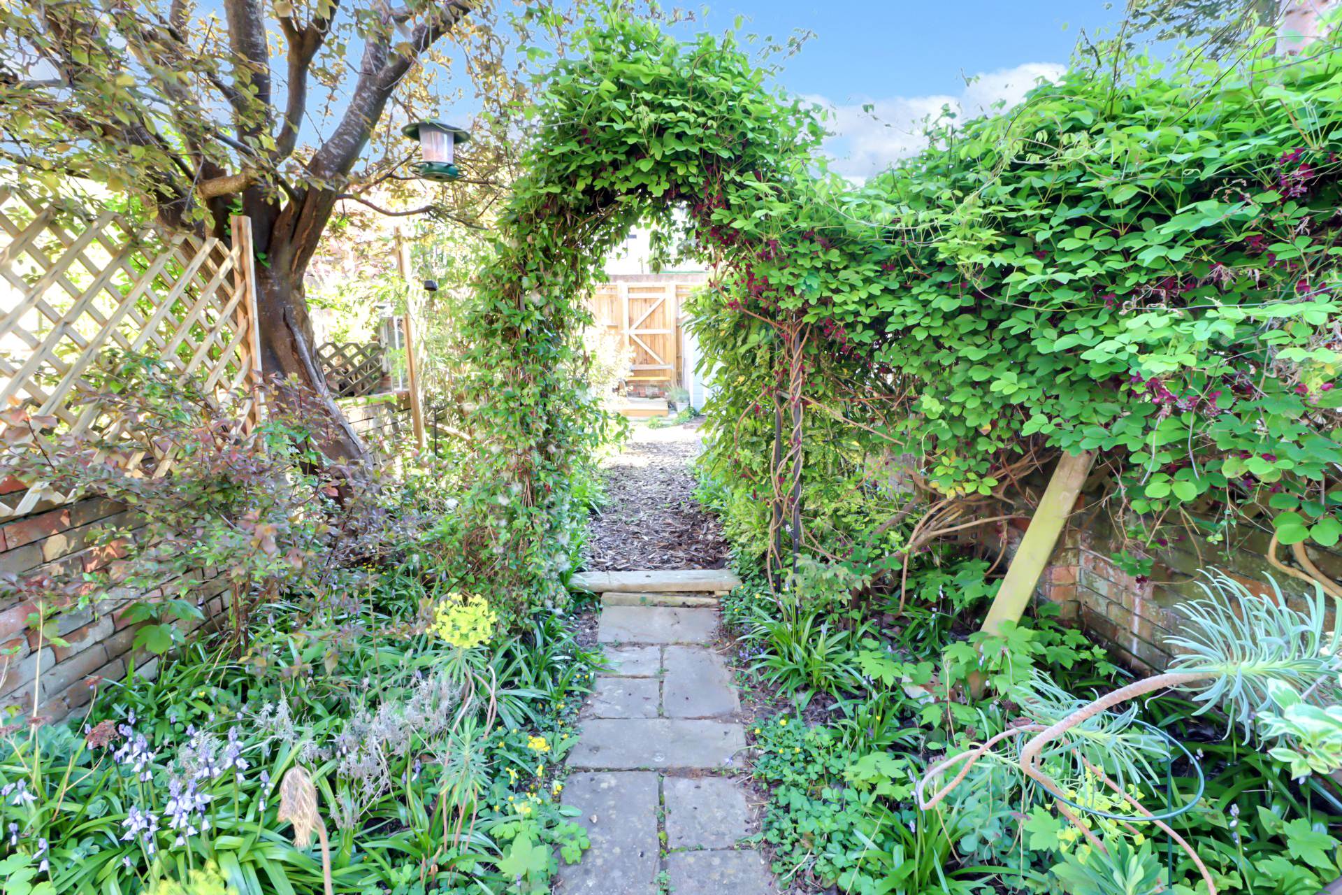 Elgar Road, Reading, Image 13