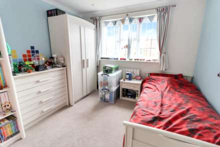 Cutbush Close, Reading, Image 13