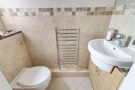 Cutbush Close, Reading, Image 9