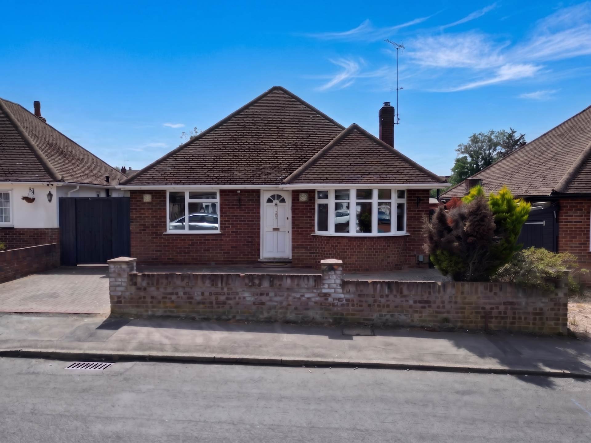 Anderson Avenue, Earley, Image 1