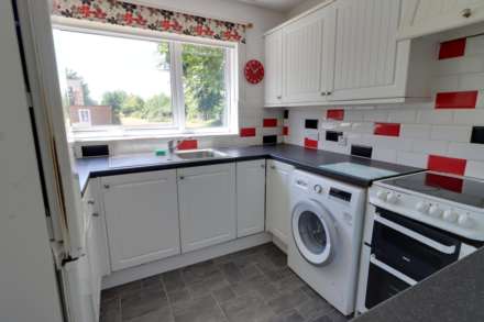 Dorchester Court, Reading, Image 3