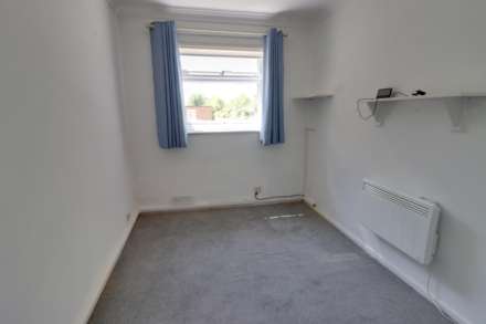 Dorchester Court, Reading, Image 5