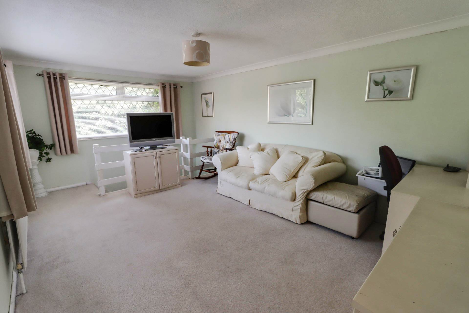 Erleigh Court Drive, Earley, Image 18
