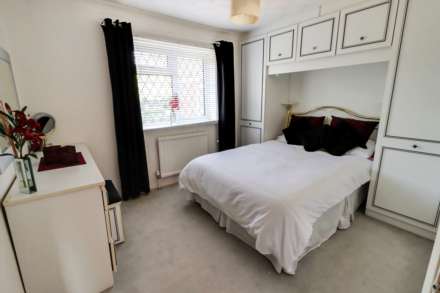 Erleigh Court Drive, Earley, Image 16