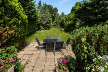 Erleigh Court Drive, Earley, Image 19