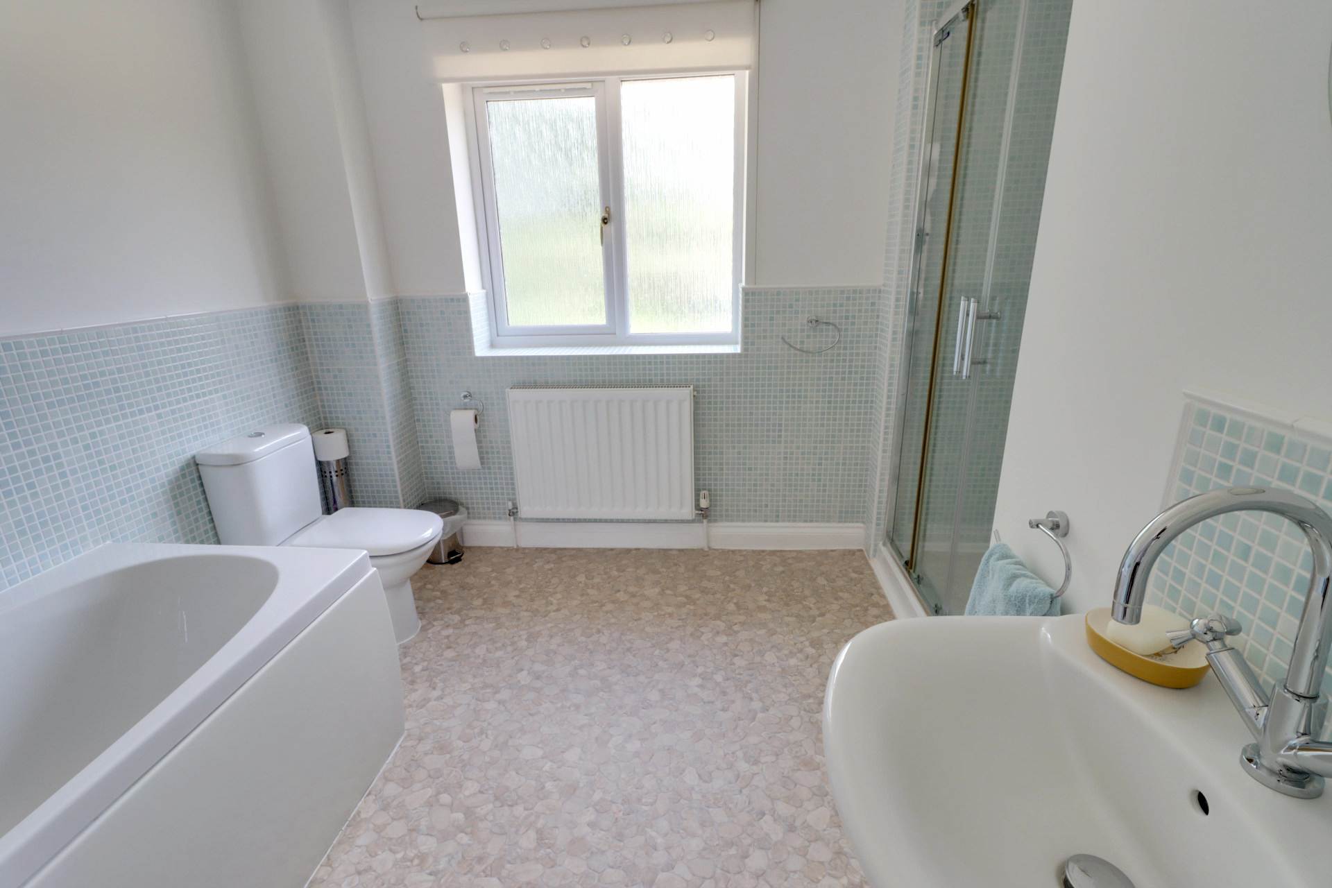Barrington Close, Earley, Image 15