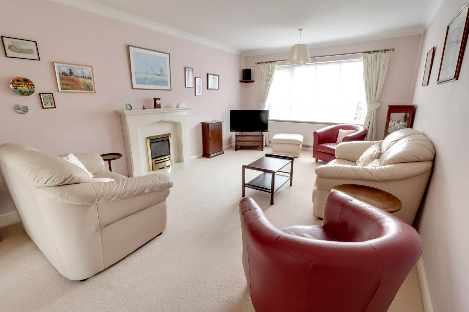 Barrington Close, Earley, Image 7