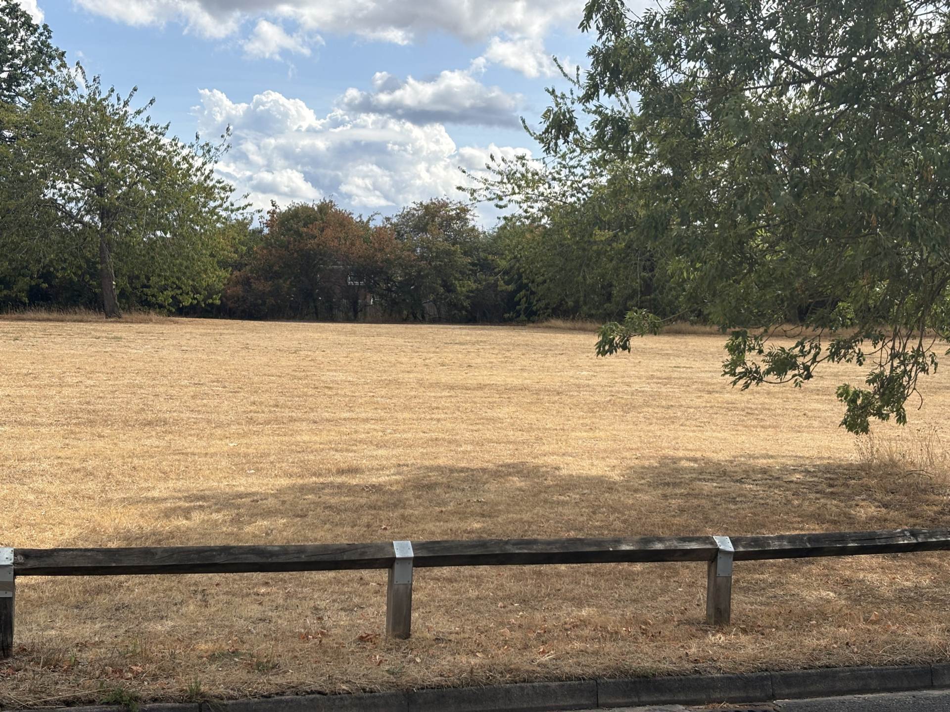 Colemansmoor Road, Woodley, Image 14