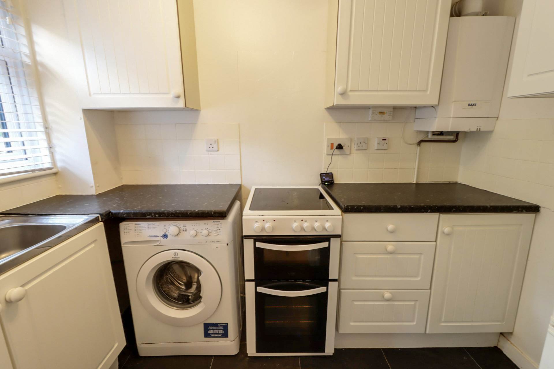 Larks Meade, Lower Earley, Reading, Image 11