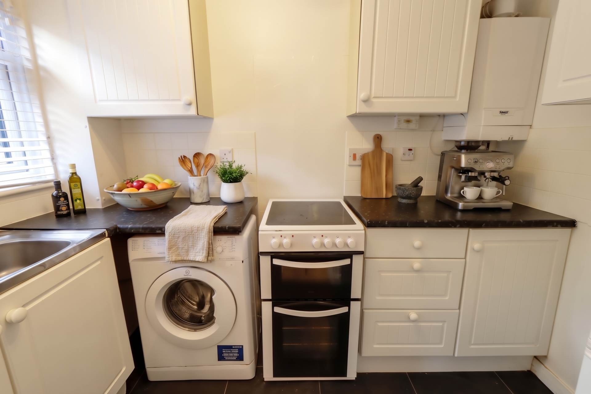 Larks Meade, Lower Earley, Reading, Image 5