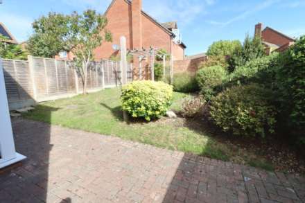 Tarragon Way, Burghfield Common, Image 12