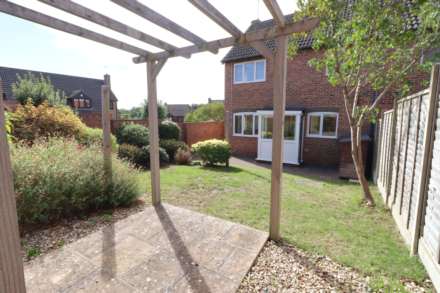 Tarragon Way, Burghfield Common, Image 14