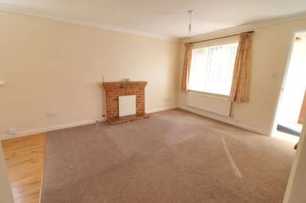 Tarragon Way, Burghfield Common, Image 3