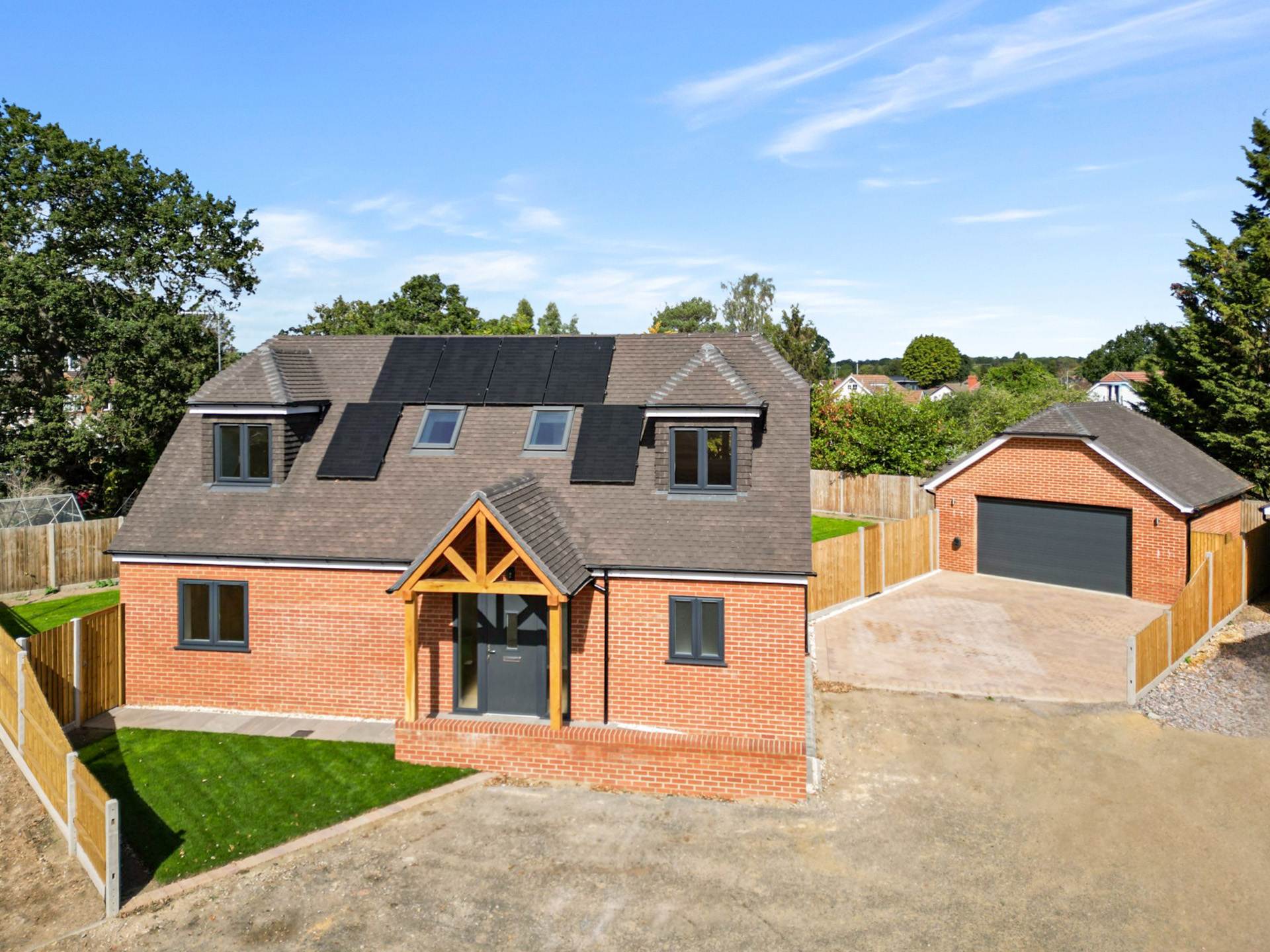 Silverfox Crescent, Reading, Image 1