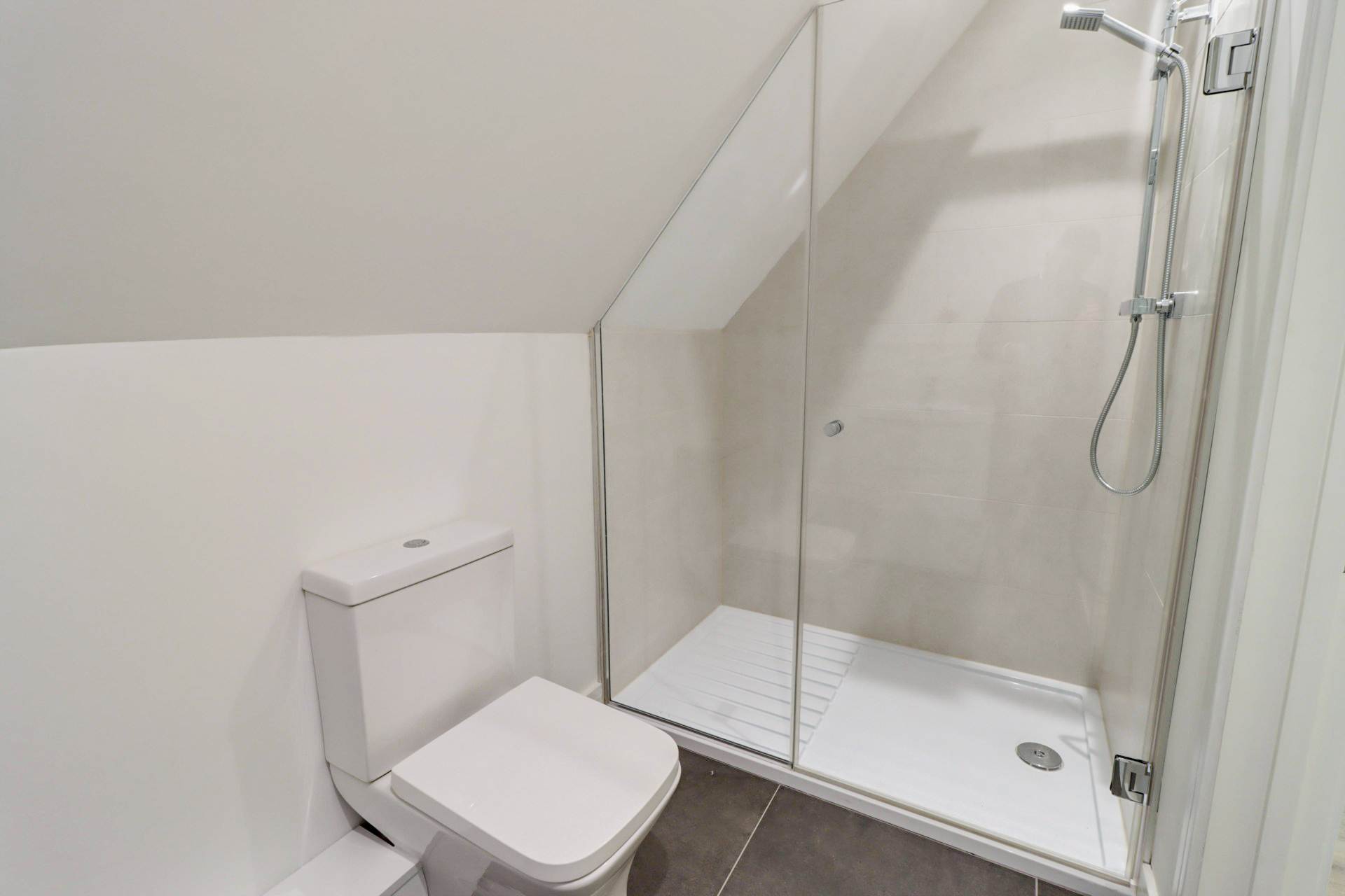 Silverfox Crescent, Reading, Image 12