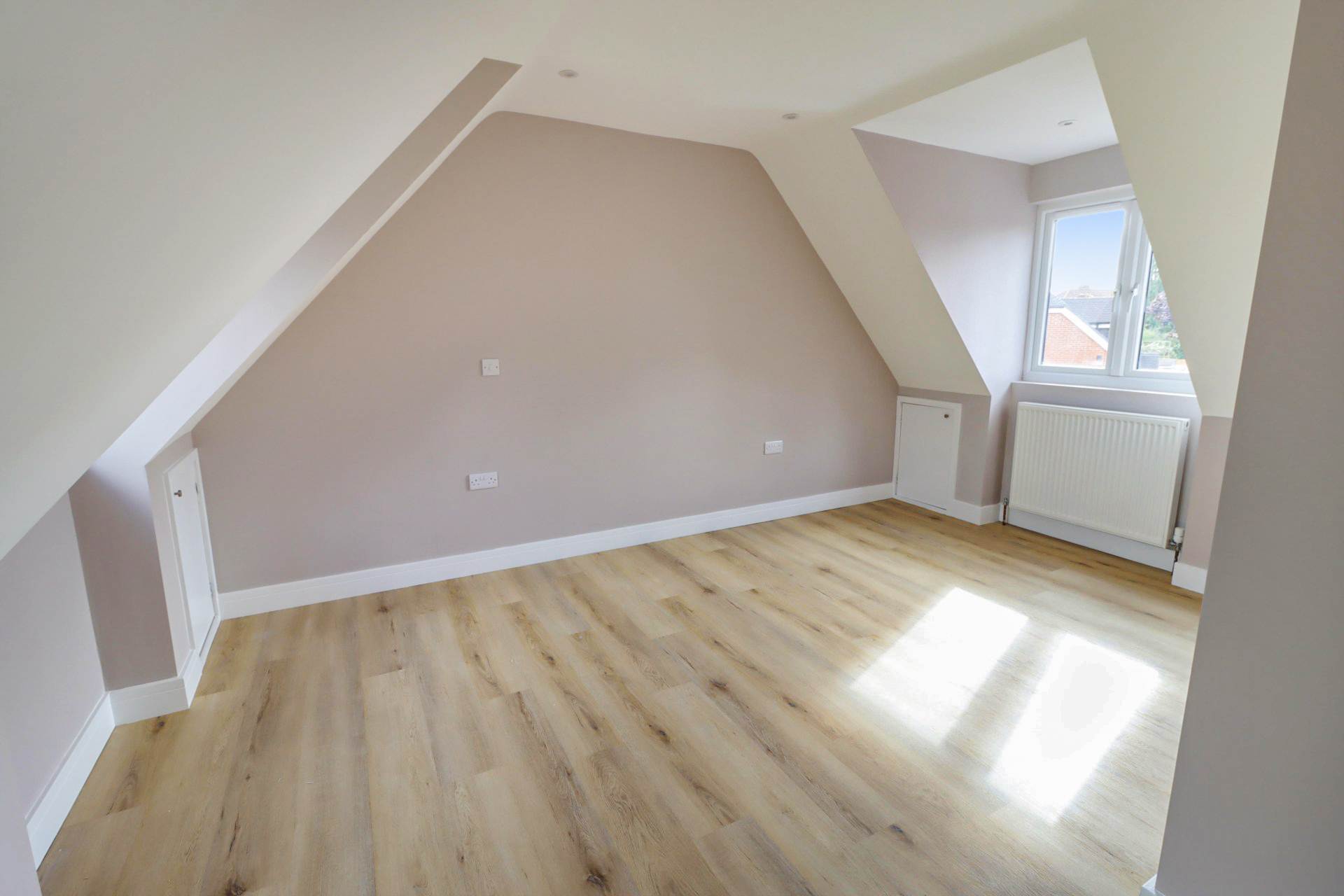 Silverfox Crescent, Reading, Image 14