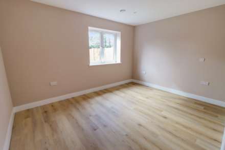 Silverfox Crescent, Reading, Image 10