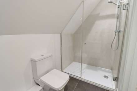 Silverfox Crescent, Reading, Image 12