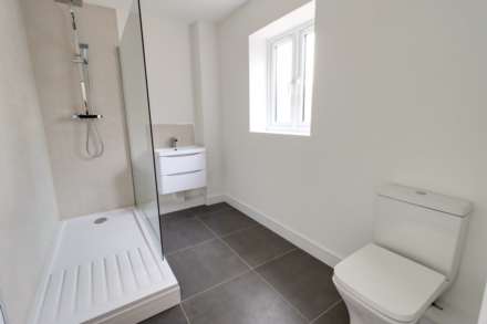 Silverfox Crescent, Reading, Image 8