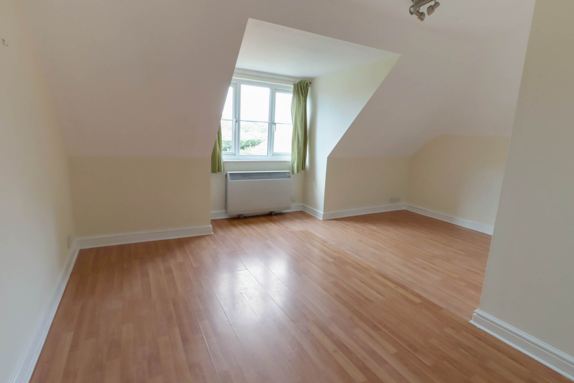 Shinfield Road, Reading, Image 2
