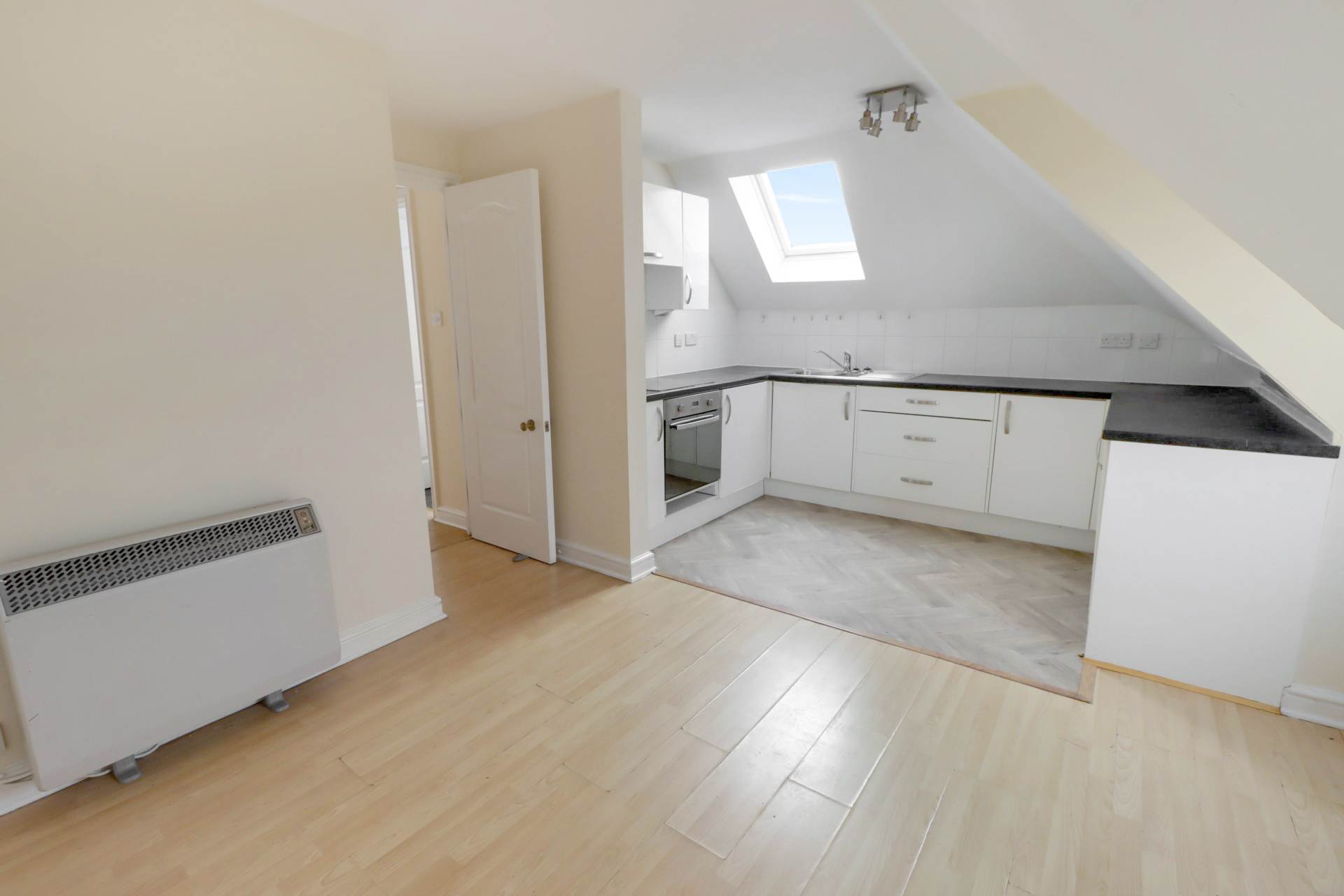 Shinfield Road, Reading, Image 4