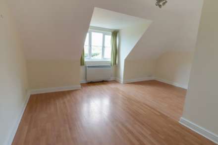 Shinfield Road, Reading, Image 2