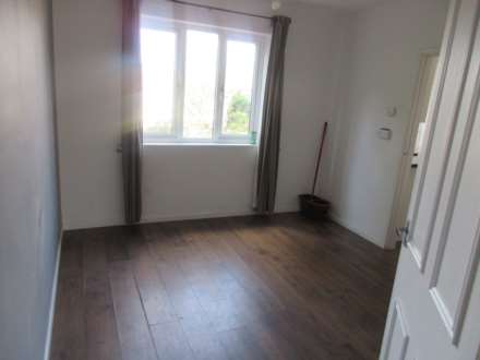 Chaingate Avenue, Southend On Sea, Image 4